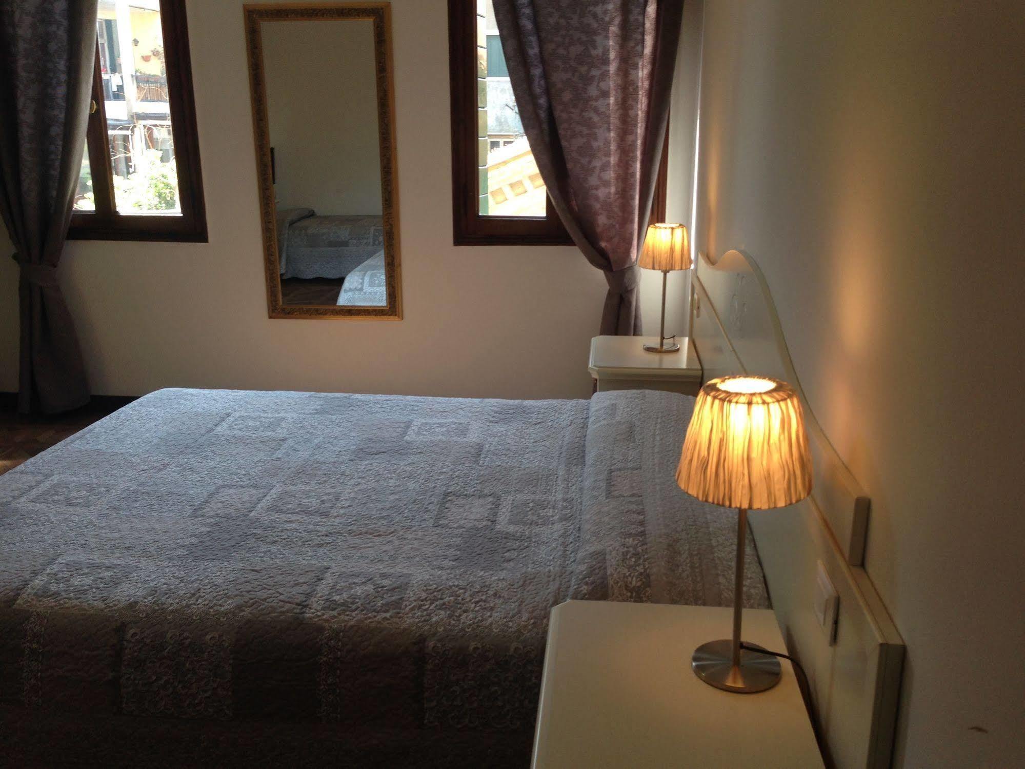 Guest House Loredana Βενετία Εξωτερικό φωτογραφία