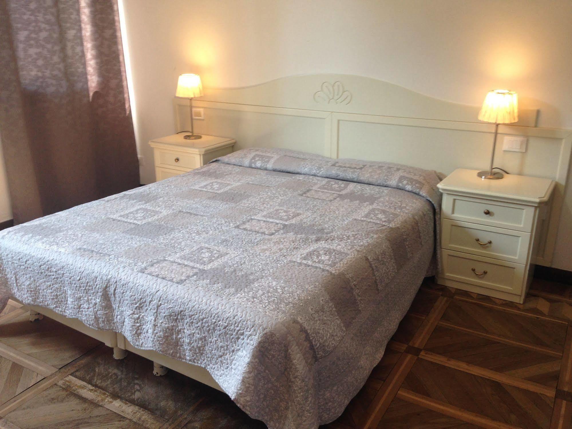 Guest House Loredana Βενετία Εξωτερικό φωτογραφία